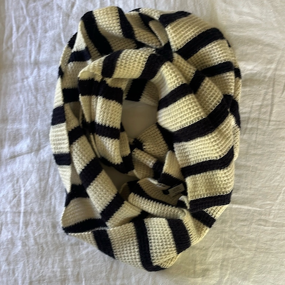 Striped cowl scarf